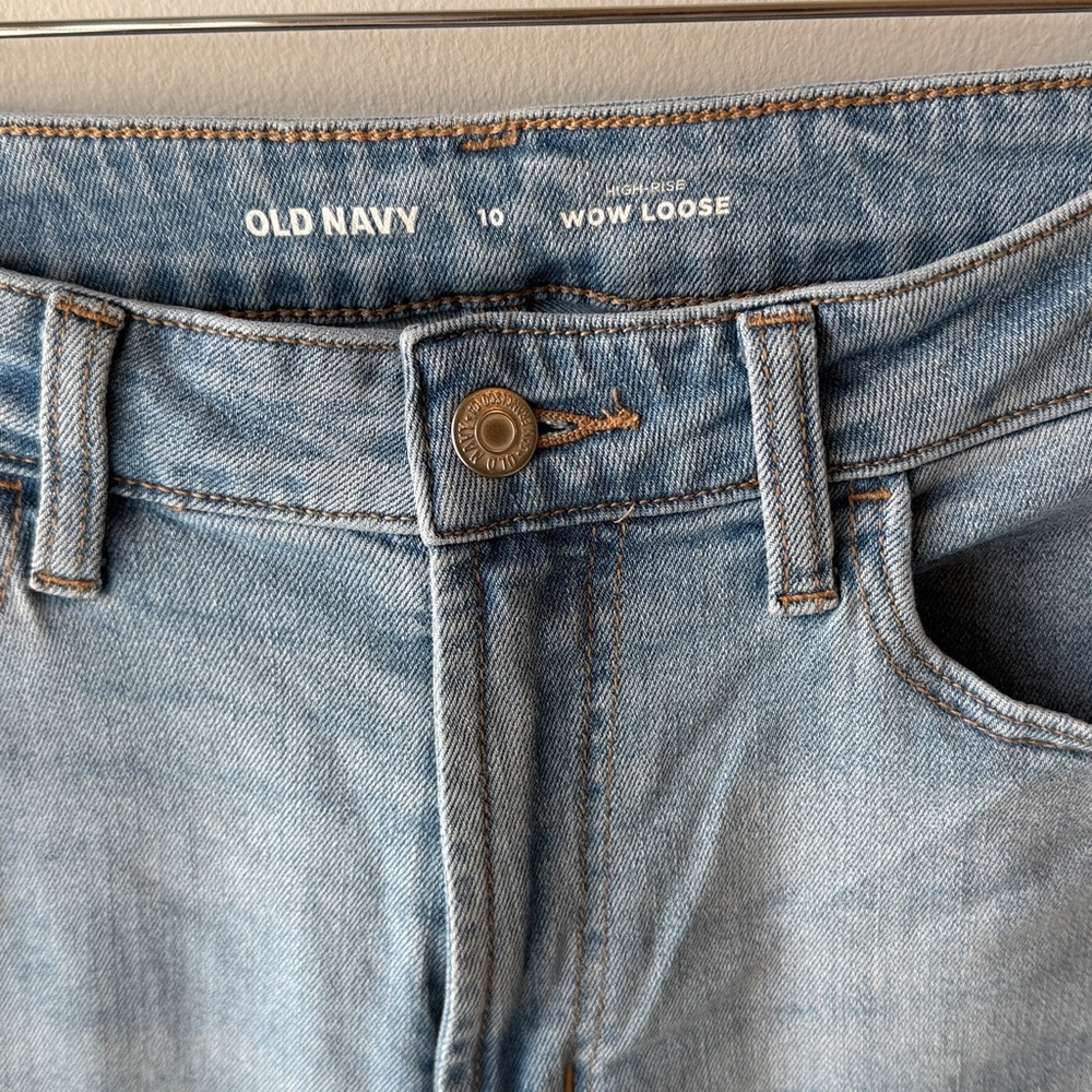 Old‎ Navy High-Waisted Wow Loose Jeans - Picture 6 of 9
